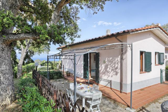 Vacanza Isola d'Elba: Appartamenti Le Querce App. Fico